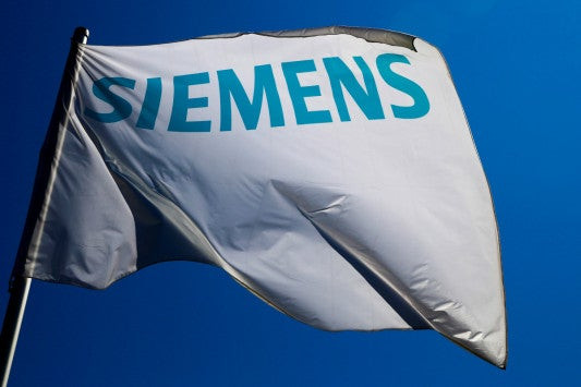 Μάρτυρας-κλειδί στη δίκη Siemens: Ο ρόλος Γεωργίου-Καραβέλα